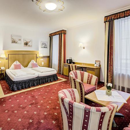 Hotel Alexandra Вельс Экстерьер фото